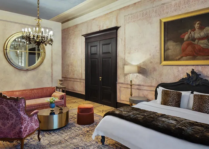 H15 Palace, A Luxury Collection Hotel,