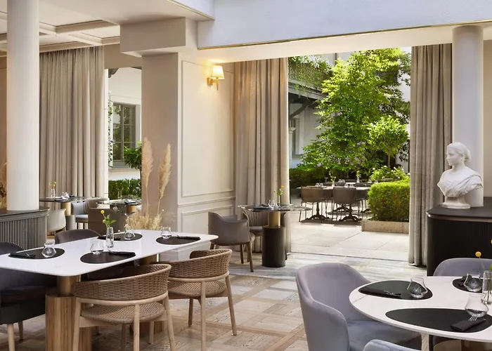 H15 Palace, A Luxury Collection Hotel, Hotel