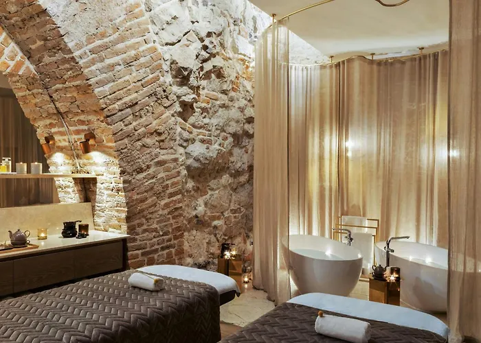 H15 Palace, A Luxury Collection Hotel, 5*