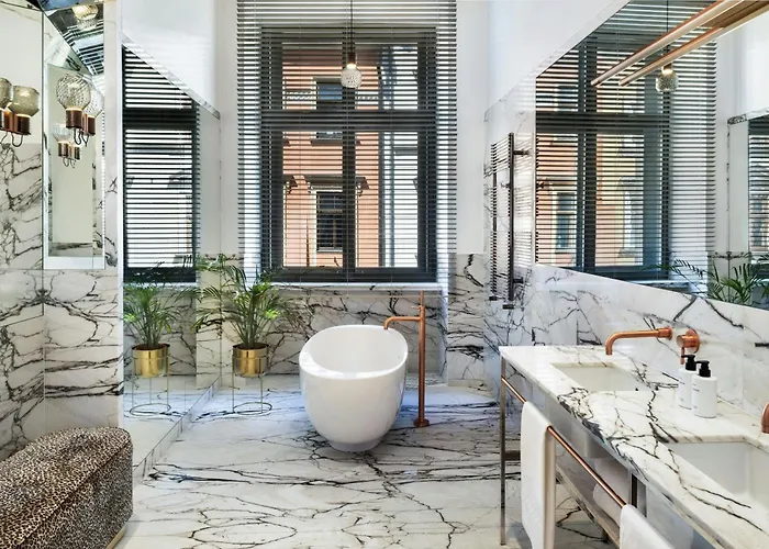 H15 Palace, A Luxury Collection Hotel, Hotel