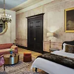 H15 Palace, A Luxury Collection Hotel,