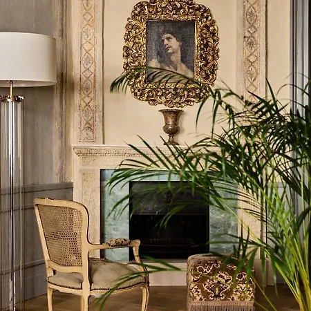 H15 Luxury Palace - Destigo Hotell 5*