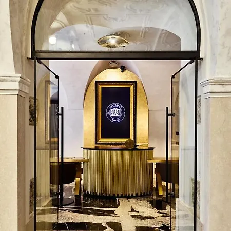 Hotel H15 Luxury Palace - Destigo 5*