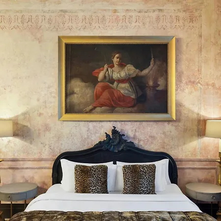 ホテル H15 Palace, A Luxury Collection Hotel, 5*