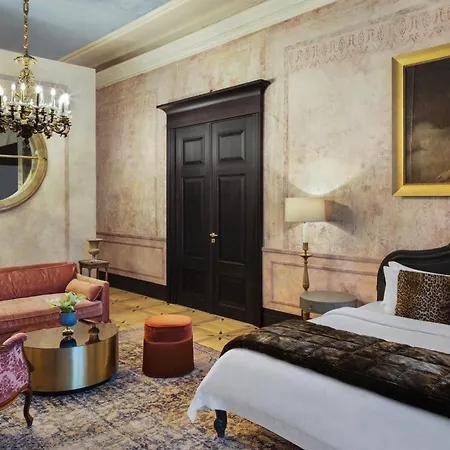 H15 Palace, A Luxury Collection Hotel,