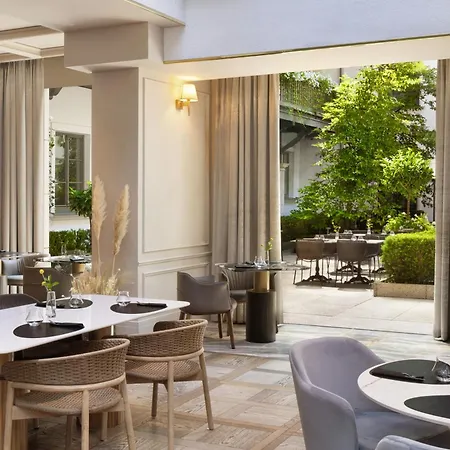 H15 Palace, A Luxury Collection Hotel, Hotel