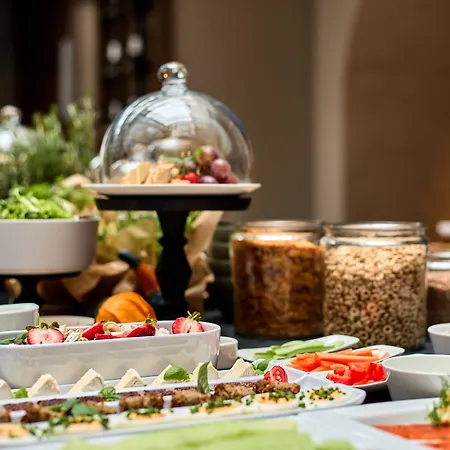 H15 Palace, A Luxury Collection Hotel, 5*