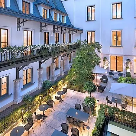 H15 Palace, A Luxury Collection Hotel, Hotel Krakov