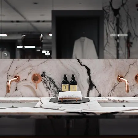 H15 Luxury Palace - Destigo Hotel