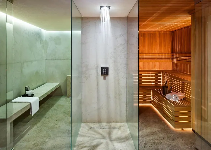 호텔 H15 Palace, A Luxury Collection Hotel, 5*