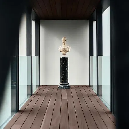 H15 Luxury Palace - Destigo 호텔